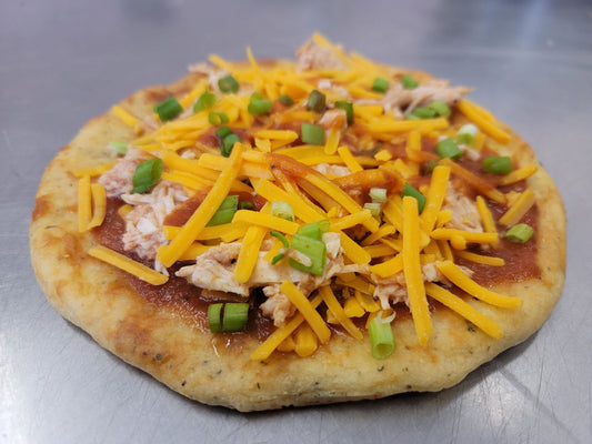 BBQ Chicken w/Cheddar & Scallions